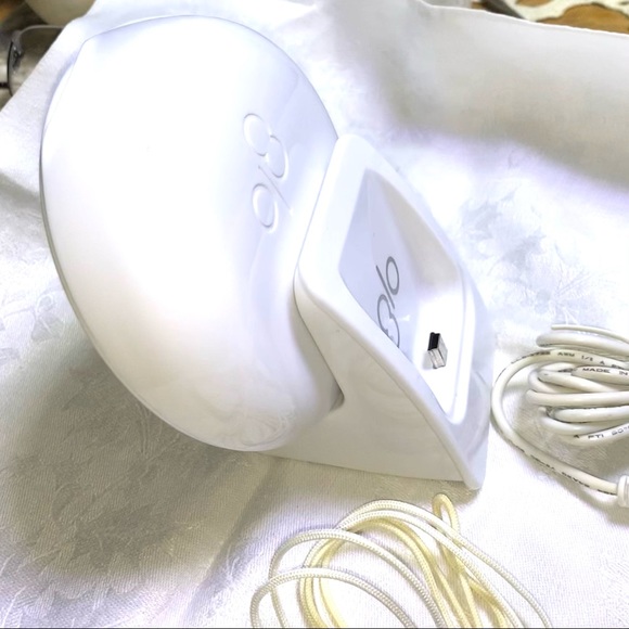 GLO Brilliant Teeth Whitening System - Picture 6 of 12